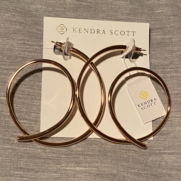 Kendra Scott Jewelry - NWT Kendra Scott Myles Hoops